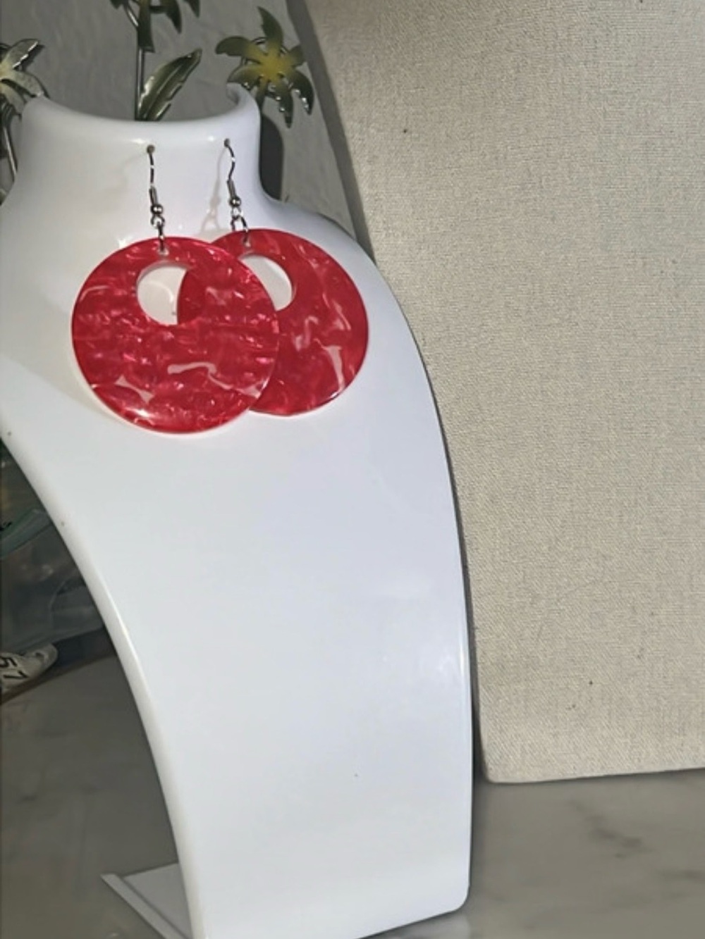Candy red marble acrylic cutout circle earrings